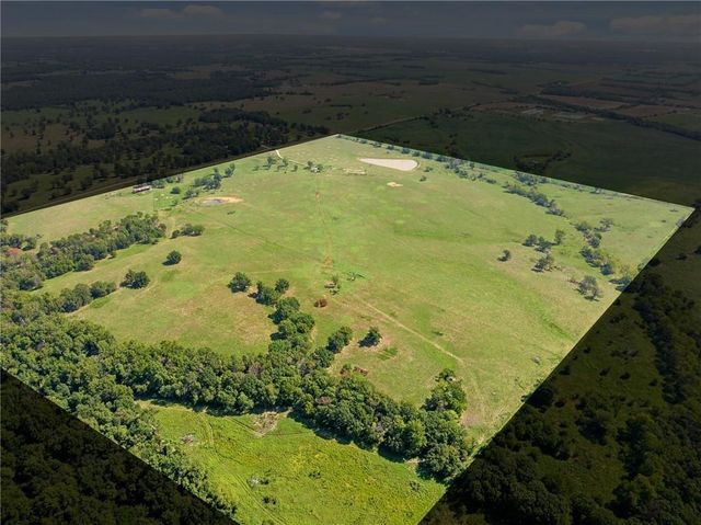 20886 E B HWY Highway, Sheldon, MO 64784