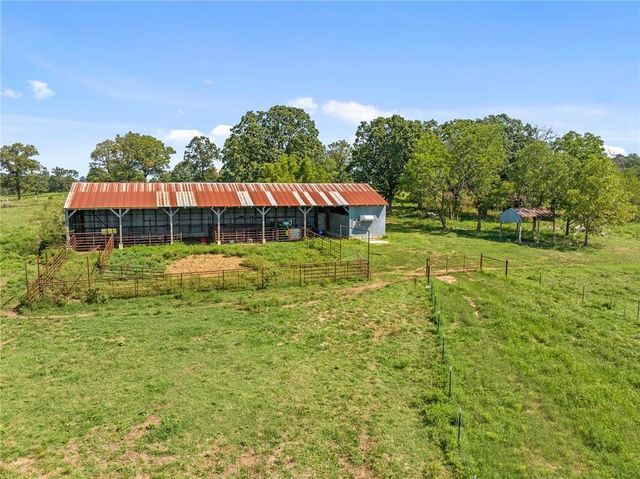 20886 E B HWY Highway, Sheldon, MO 64784