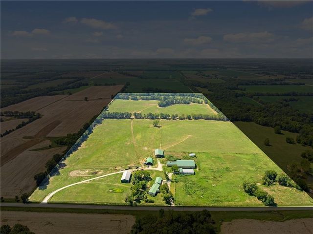 20886 E B HWY Highway, Sheldon, MO 64784