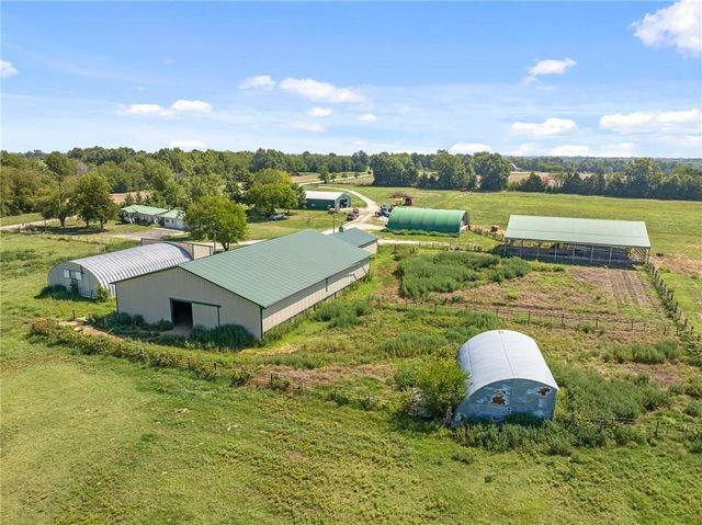 20886 E B HWY Highway, Sheldon, MO 64784