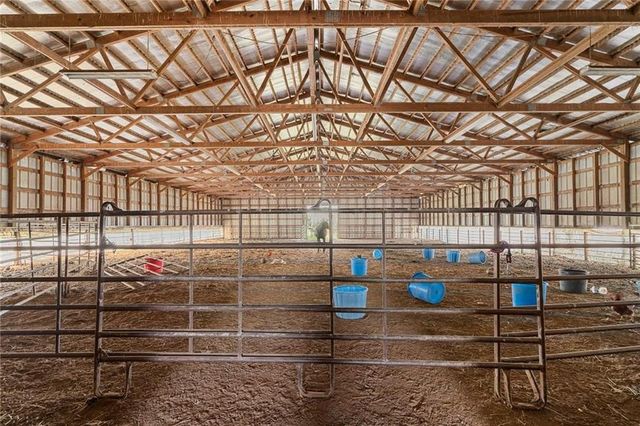 20886 E B HWY Highway, Sheldon, MO 64784