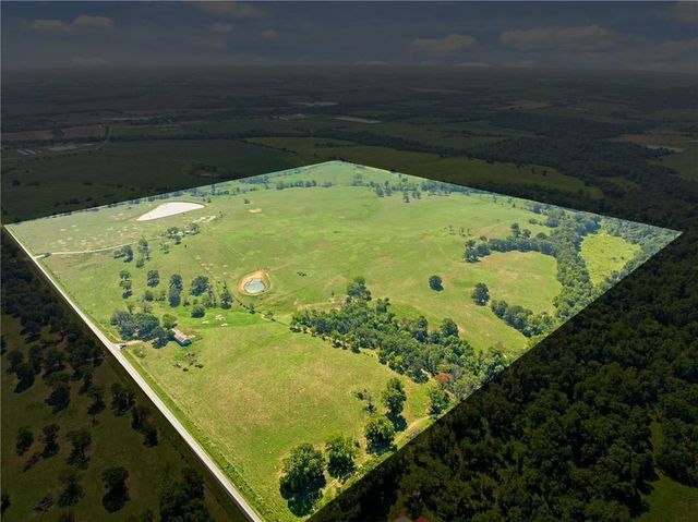 20886 E B HWY Highway, Sheldon, MO 64784