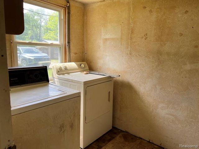 180 Fonda Drive, Columbiaville, MI 48421