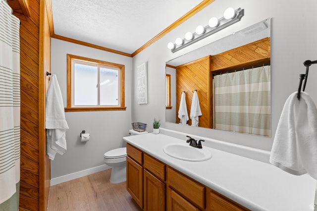9712 S STONEHAVEN ST, South Jordan, UT 84009