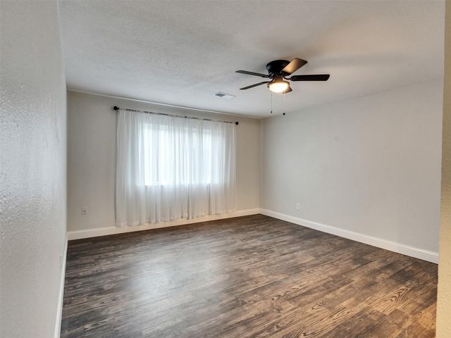 2123 Quail Valley East Drive, Missouri City, TX 77459