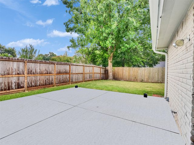 2123 Quail Valley East Drive, Missouri City, TX 77459