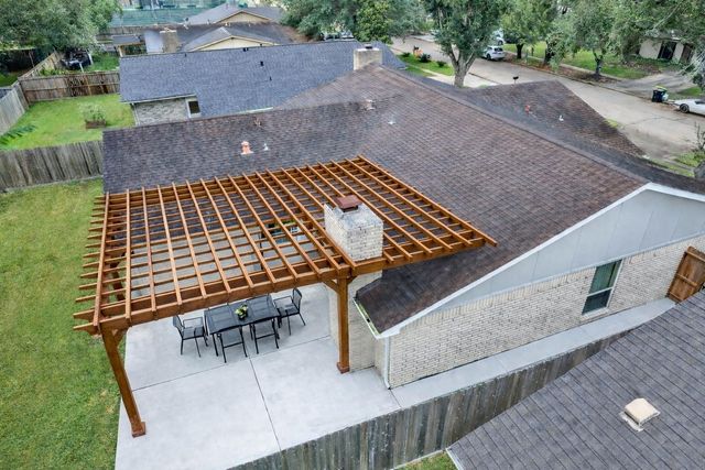 2123 Quail Valley East Drive, Missouri City, TX 77459