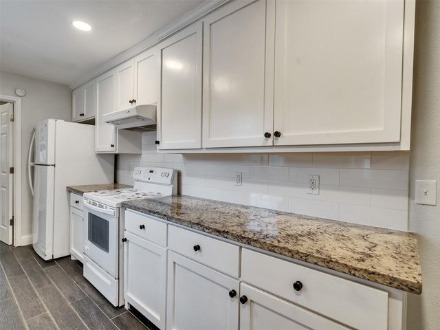 2123 Quail Valley East Drive, Missouri City, TX 77459