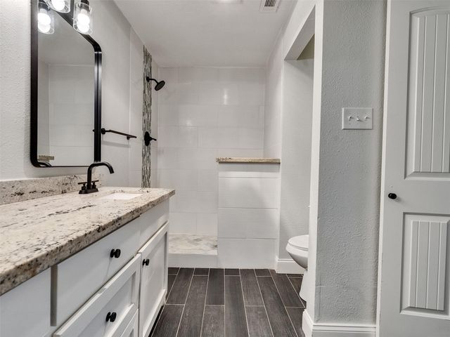 2123 Quail Valley East Drive, Missouri City, TX 77459