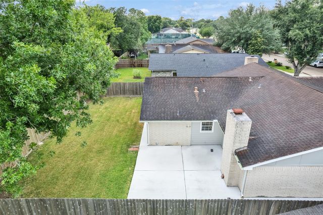 2123 Quail Valley East Drive, Missouri City, TX 77459