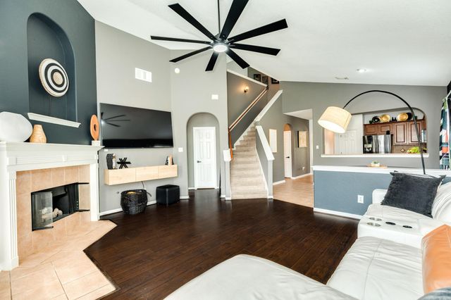 2905 Morning Cloud Court, Pearland, TX 77584