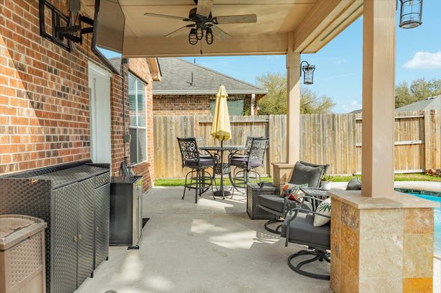2905 Morning Cloud Court, Pearland, TX 77584
