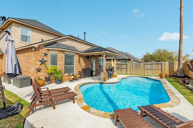 2905 Morning Cloud Court, Pearland, TX 77584