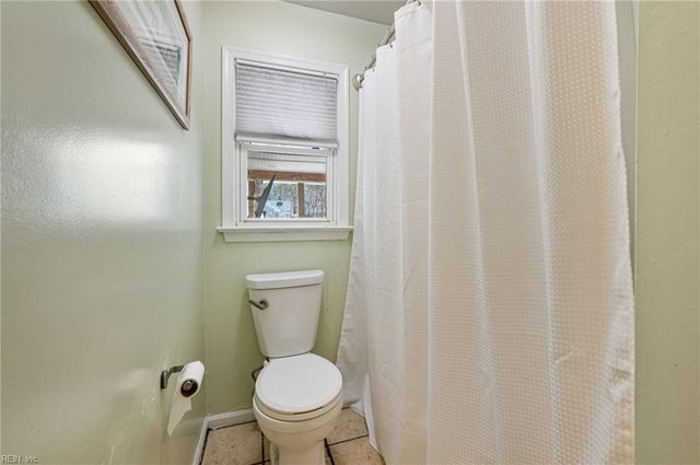 448 Knotts Island RD, Knotts Island, NC 27950