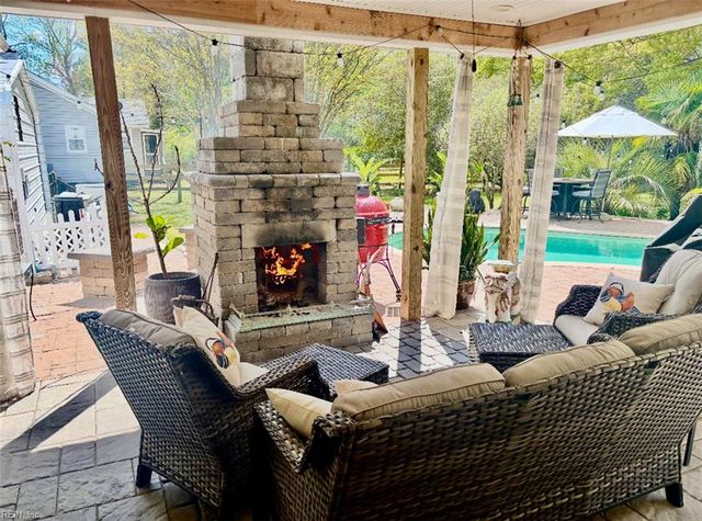 448 Knotts Island RD, Knotts Island, NC 27950