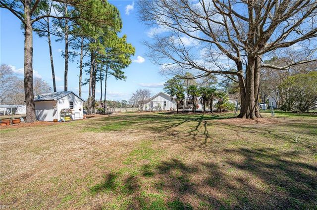 448 Knotts Island RD, Knotts Island, NC 27950