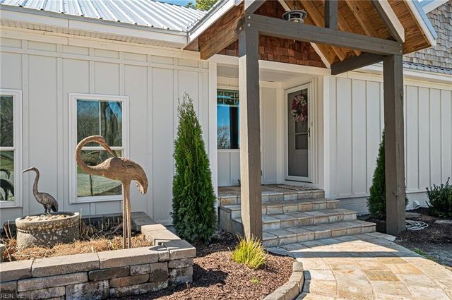 448 Knotts Island RD, Knotts Island, NC 27950