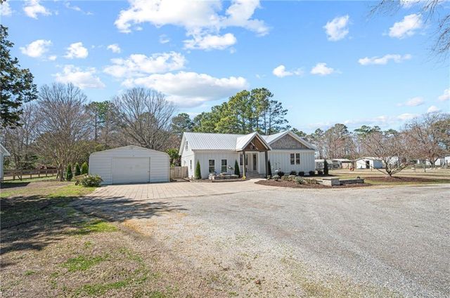 448 Knotts Island RD, Knotts Island, NC 27950
