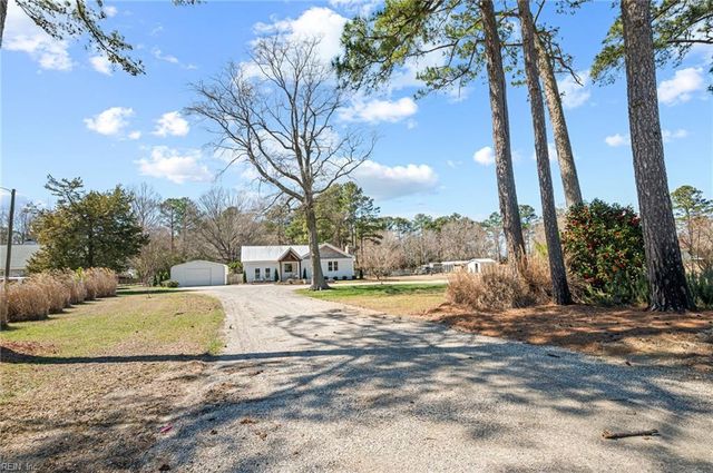 448 Knotts Island RD, Knotts Island, NC 27950