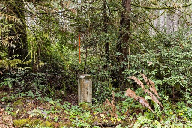 5 Larson Lane NW, Seabeck, WA 98380