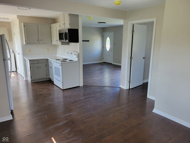 10570 Barmore Avenue, Carmel, IN 46280