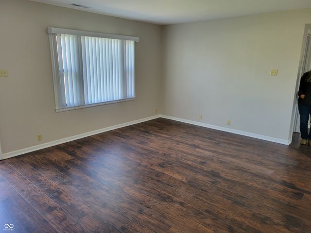 10570 Barmore Avenue, Carmel, IN 46280