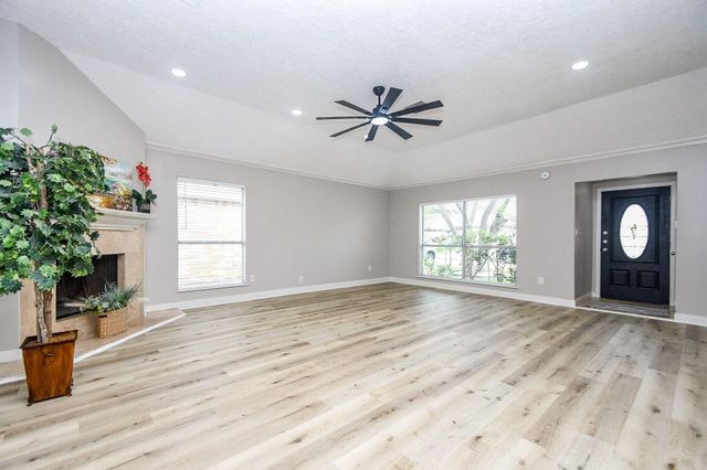 13507 Dripping Springs Drive, Houston, TX 77083