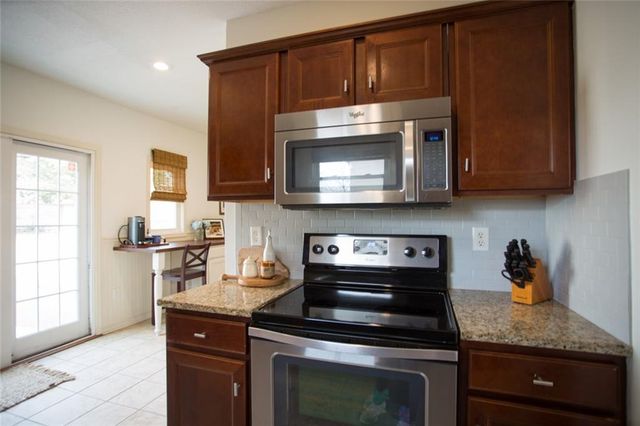 524 E 56th Street, Kansas City, MO 64110