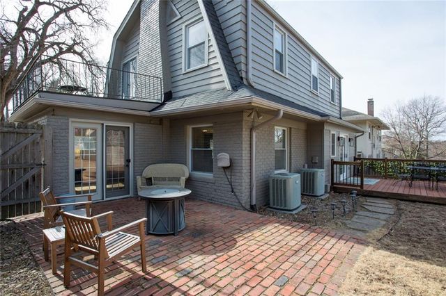 524 E 56th Street, Kansas City, MO 64110