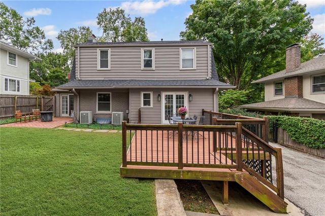 524 E 56th Street, Kansas City, MO 64110