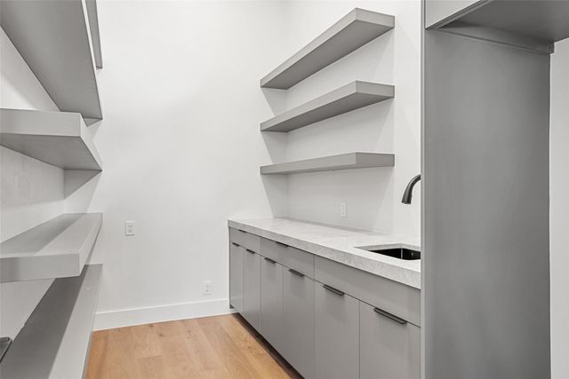 205 Waters View CT, Dripping Springs, TX 78620