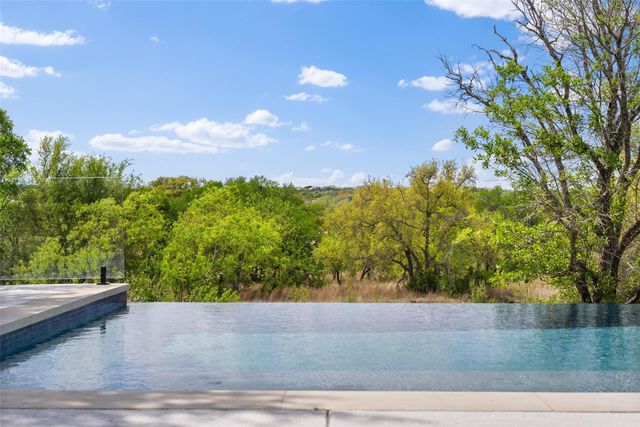 205 Waters View CT, Dripping Springs, TX 78620