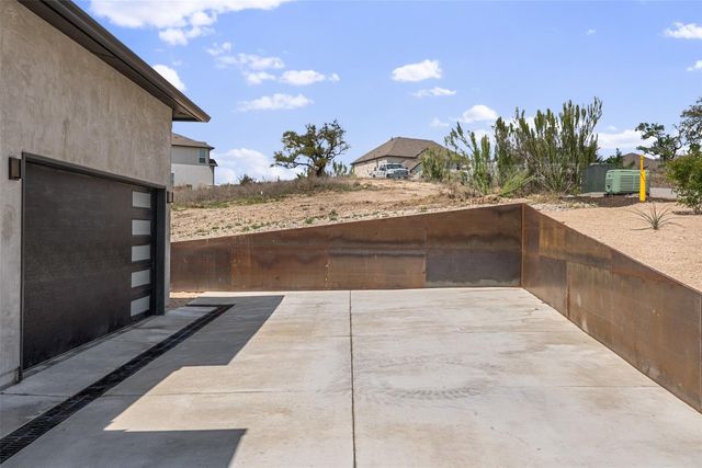 205 Waters View CT, Dripping Springs, TX 78620