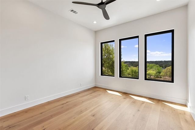 205 Waters View CT, Dripping Springs, TX 78620