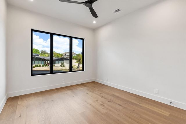 205 Waters View CT, Dripping Springs, TX 78620