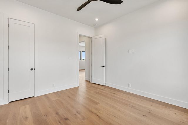 205 Waters View CT, Dripping Springs, TX 78620