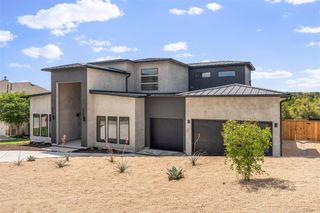 205 Waters View CT, Dripping Springs, TX 78620