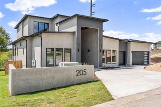 205 Waters View CT, Dripping Springs, TX 78620