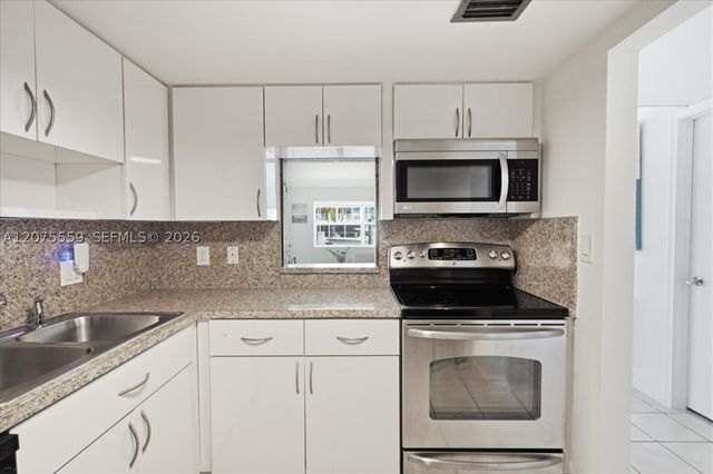 3105 NE 28th St 1B, Fort Lauderdale, FL 33308