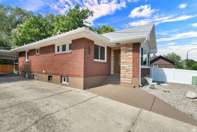 1021 20 ST, Ogden, UT 84401