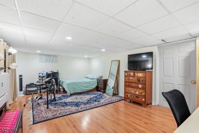 37 Hussa Pl, Denville Twp., NJ 07834