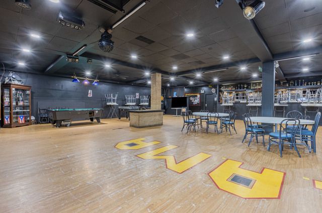 3519 W Fullerton Avenue, Chicago, IL 60647