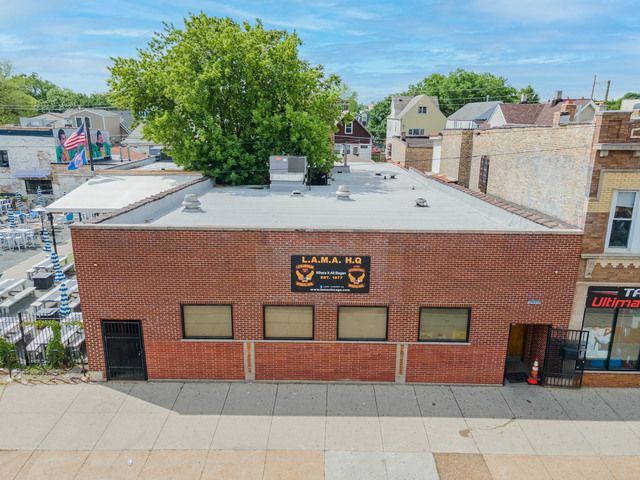 3519 W Fullerton Avenue, Chicago, IL 60647