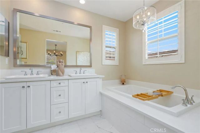 30 Ocaso Street, Rancho Mission Viejo, CA 92694