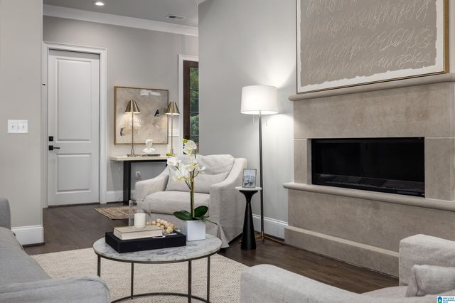 1723 COLLINWOOD COURT, Vestavia Hills, AL 35243