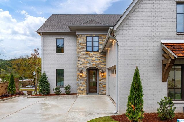 1723 COLLINWOOD COURT, Vestavia Hills, AL 35243