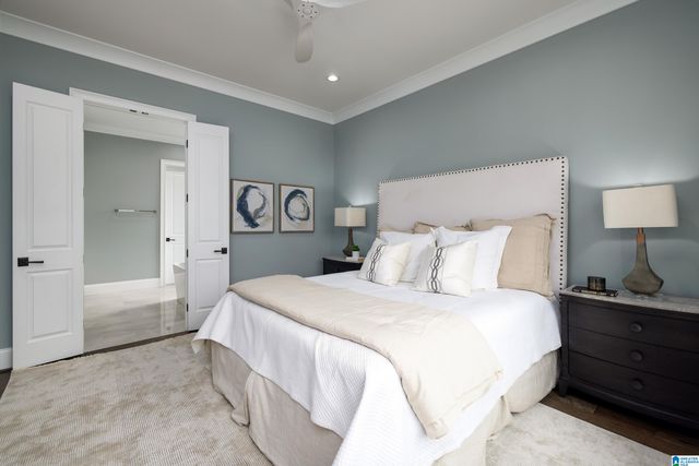 1723 COLLINWOOD COURT, Vestavia Hills, AL 35243