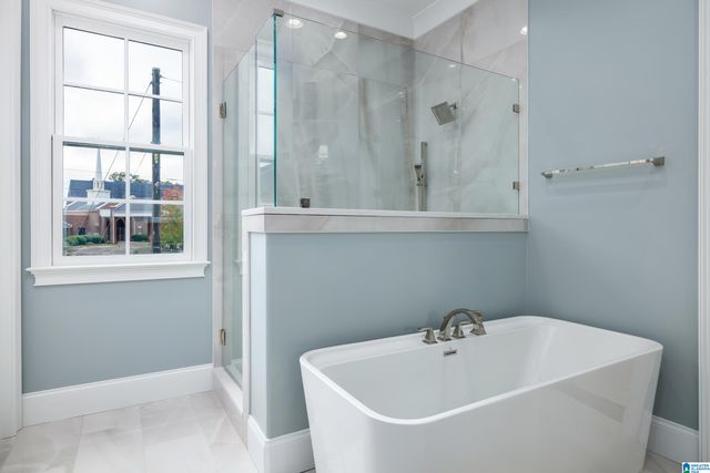 1723 COLLINWOOD COURT, Vestavia Hills, AL 35243