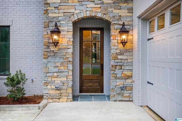 1723 COLLINWOOD COURT, Vestavia Hills, AL 35243