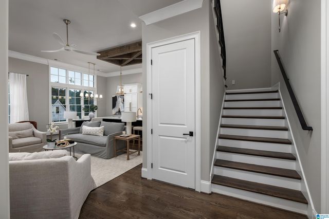 1723 COLLINWOOD COURT, Vestavia Hills, AL 35243